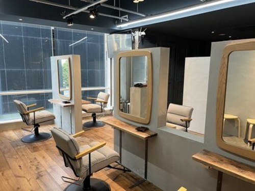 ラウブル バトヘアー 渋谷2号店(Lauburu bathair)(東京都渋谷区宇田川町28-7 ANNEX渋谷三善第3ビル 4階)