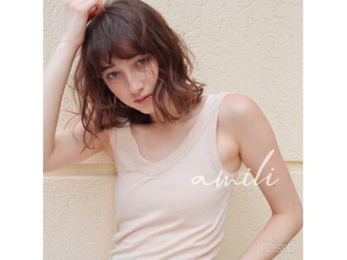 アミリ(amili)(東京都渋谷区神宮前6-9-6 1F)