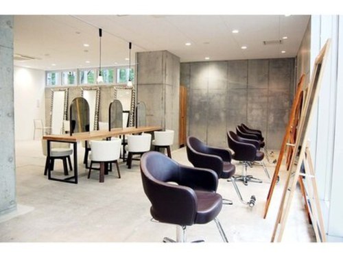 シエクル ヘアアンドスパ 渋谷店(SIECLE hair&spa)(東京都渋谷区渋谷3-26-25 ラフォンテ1F)