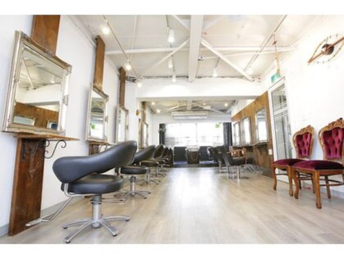 バトヘアー 渋谷本店(bat hair)(東京都渋谷区渋谷3-18-7 窪島ビル3F)