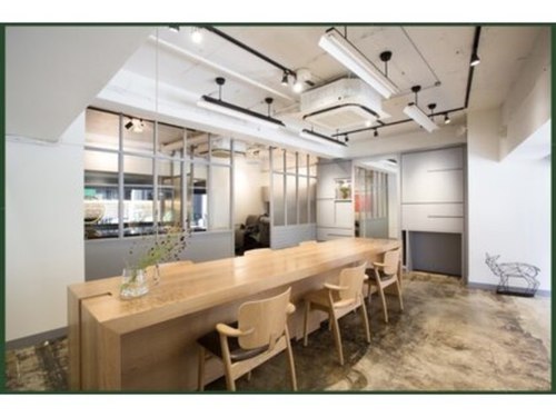 アウル(OWL)(東京都渋谷区東3-26-3 小林ビル1F)