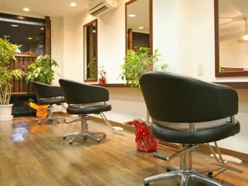 ヘアーサロン ウップス(hair salon oops)(東京都荒川区荒川5-26-8)
