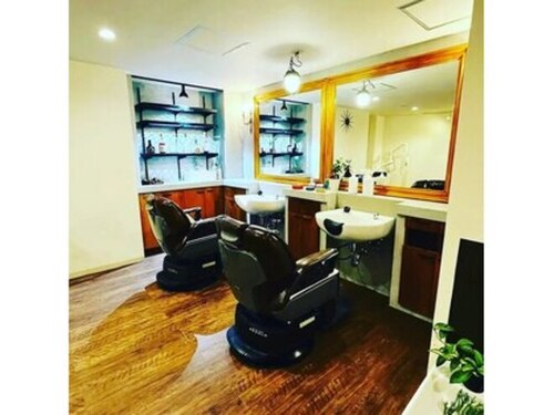 ビューティーアンドバーバーサワーズ(Beauty&Barber SAWAS)(東京都足立区竹ノ塚1-28-8 鈴木ビル2F)