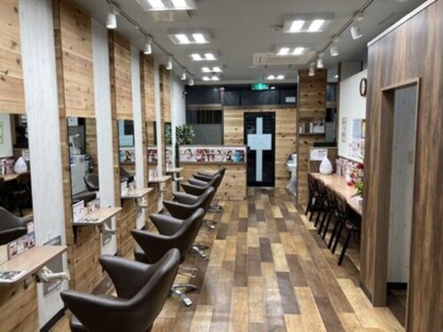 フィズヘアー 立川店(Fi's HAIR)(東京都立川市柴崎町3-10-6 イチカワビル101)