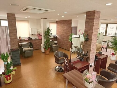 クレオメ ヘア サロン(Kureome Hair.salon)(東京都町田市木曽東4-17-22 2F)