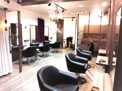 ヘアー プレイス アルドゥール(Hair place Ardeur)(東京都あきる野市秋川2-7-1 第2神田秋川駅前ビル1F)