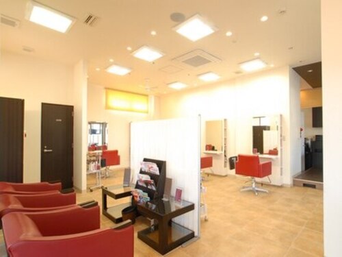 リアン ヘアーデザインスタジオ(Lien hair design studio)(神奈川県横浜市港南区日野南1‐1-4)