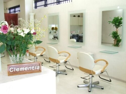 クレメンティアヘアー(Clementia hair)(神奈川県横浜市都筑区仲町台1-23-20)