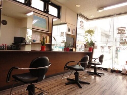 ヘアースタジオタッド(神奈川県横浜市中区山下町98 GSハイム山下町204号室)