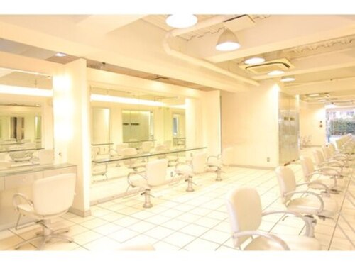 ヘアー アークス 上永谷店(hair ARKS)(神奈川県横浜市港南区丸山台1-4-8第一恵ビル1F )