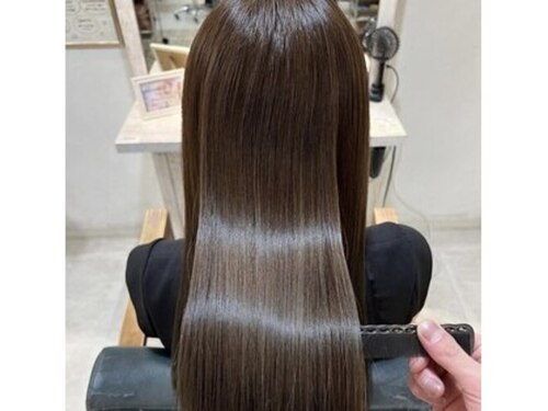 ルセロ(lucero)(神奈川県横浜市都筑区中川中央1-21-3 Due(ドゥーエ)1F)