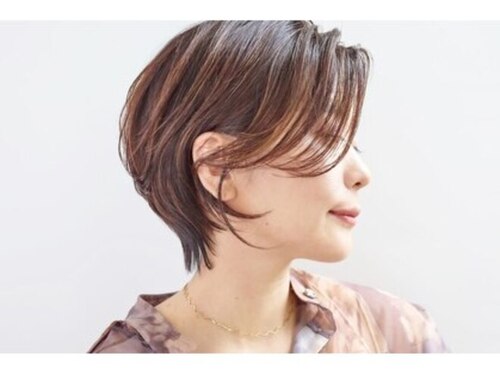 アッシュ いずみ中央店(Ash)(神奈川県横浜市泉区和泉中央南4-4-1 いずみ中央I’s(アイズ)ビル102)