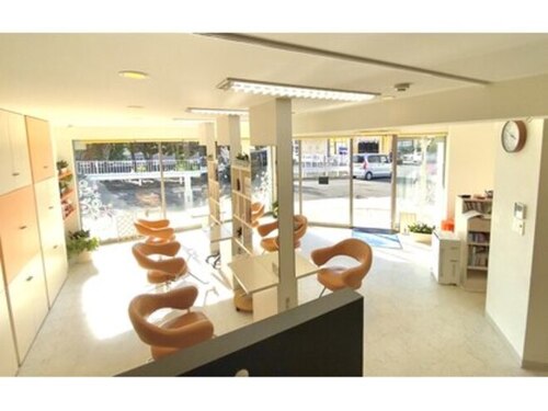 ヘア アンド メイク ヴィサージュ 三ツ境店(hair and make VISAGE)(神奈川県横浜市旭区中希望が丘249‐2 佐藤ビル1F)