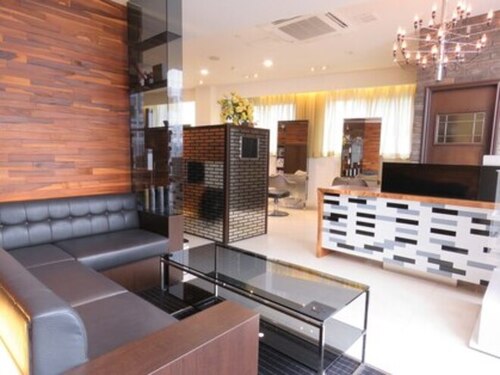 ヘアー アークス 戸塚店(hair ARKS)(神奈川県横浜市戸塚区戸塚町6001-5 紀久ビル2F)