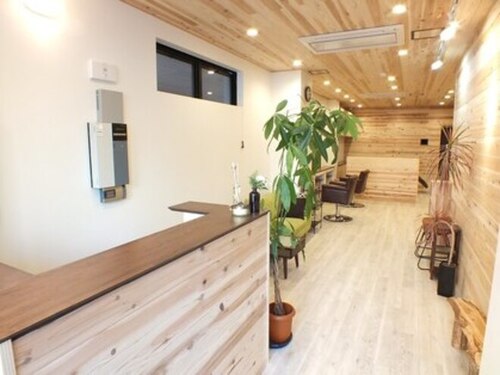 パーチ ヘア サロン(PERCH Hair Salon)(神奈川県横浜市南区浦舟町2-23 1F)