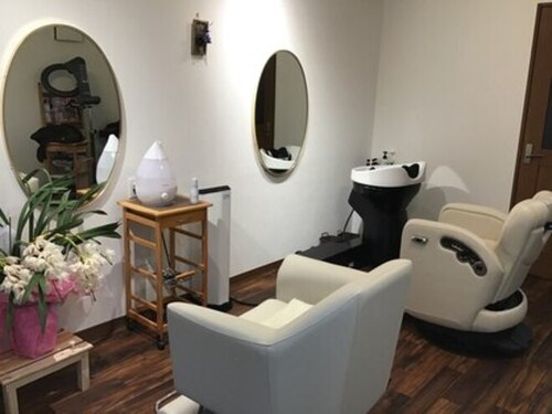 ヘアーアンドフーレ セレソ(Hair&Foulee cerezo)(神奈川県横浜市鶴見区鶴見中央4-7-1)