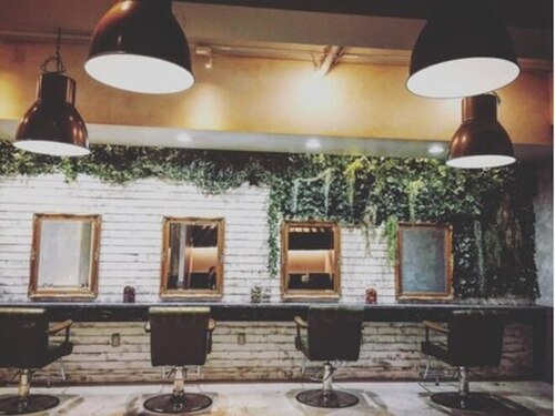アグ ヘアー ガレージ 青葉台店(Agu hair garage)(神奈川県横浜市青葉区青葉台1-5-7 司ビル3A)