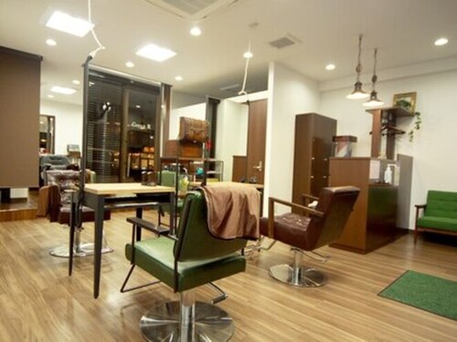 ヘアメイク グリーン アール(HAIR MAKE Green R)(神奈川県横浜市青葉区美しが丘1-12-1 東急美しが丘ドェリングA棟103)