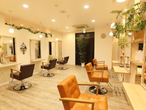 ヘアーデザインスクロール 天王町店(Hair Design Scroll)(神奈川県横浜市保土ケ谷区天王町1‐6‐2 サテライトヴィラ天王町101)