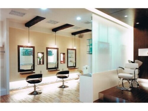 ヌックヘアー(NooKHair)(神奈川県横浜市泉区中田西1‐2‐52)