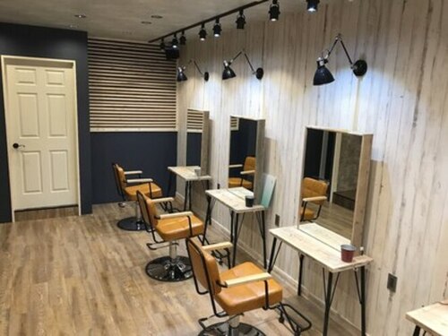 アグ ヘアー ライフ 宮崎台駅前店(Agu hair life)(神奈川県川崎市宮前区宮崎2-8-8 COMODO宮崎台2階)