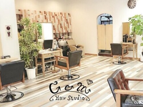 ジェムヘアスタジオ 湘南平塚南口店(Gem Hair Studio)(神奈川県平塚市八重咲町6-24 理熱ビル1F)