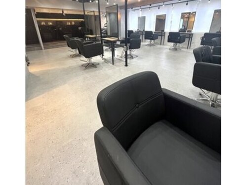 アグ ヘアー セントラル 本厚木店(Agu hair central)(神奈川県厚木市旭町1-27-5 MSビル5F)