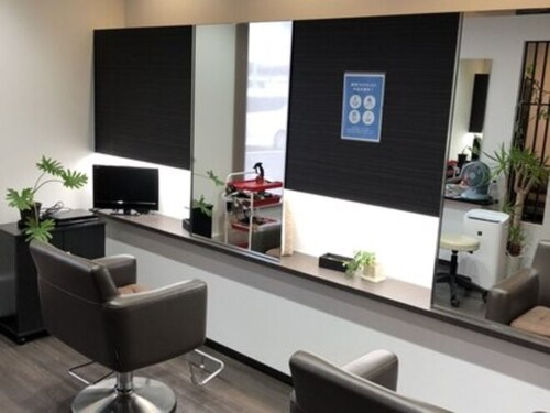 ヘアーフォルムオルオル(Hair Forme OluOlu)(新潟県新潟市中央区美咲町1-7ー55 ソフィア美咲1A)