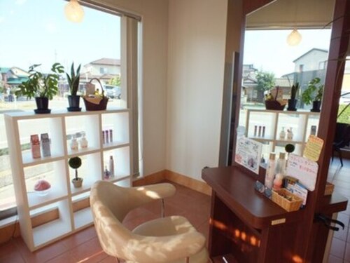 ハーロウ ヘアールーム(Hallow hair room)(新潟県新潟市北区太田字甲5908-1)