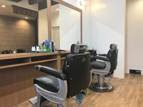 リグ バーバーショップ(LIG BARBER SHOP)(石川県金沢市松村町ヌ-210)