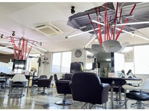 エルズ ヘアー L's hair(福井県敦賀市中央町2‐22‐22 OBTビル4F)