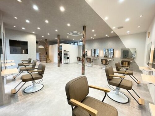 アグ ヘアー ゾフ 鯖江丸山店(Agu hair zoff)(福井県鯖江市丸山町3-6-29)