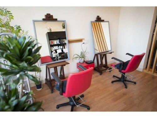 レッドジェービー(RED J B)(静岡県静岡市清水区中之郷2-2-10)