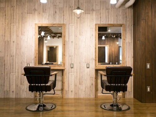 アグ ヘアー パルス 清水駅前店(Agu hair pulse)(静岡県静岡市清水区江尻東1-1-5 カーニープレイス清水4階)