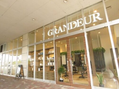 グランデュール サンストリート浜北店(GRANDEUR)(静岡県浜松市浜北区平口2861)