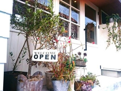 レヴィー ヘア リラックス(Revie hair relax)(静岡県浜松市中央区神田町477番地の2)