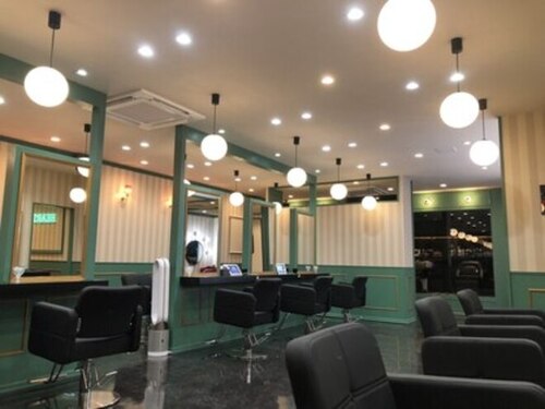 アグ ヘアー ハーティ 富士宮店(Agu hair Hearty)(静岡県富士宮市小泉612-8)