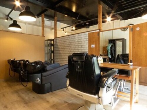 イッツブランニューバーバーショップ(IT's BRAND NEW BARBER SHOP)(静岡県磐田市森下80-5)