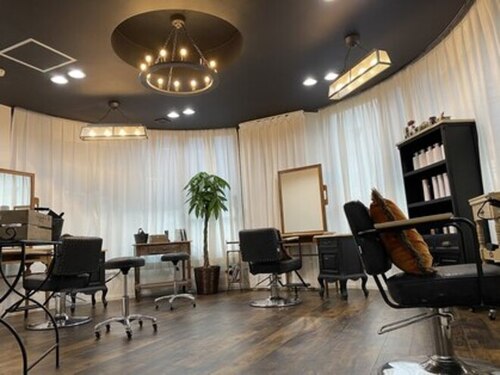ローヴェ ヘアー(LOHVE hair)(愛知県名古屋市東区東桜1-10-36 第44オーシャンビル8F)