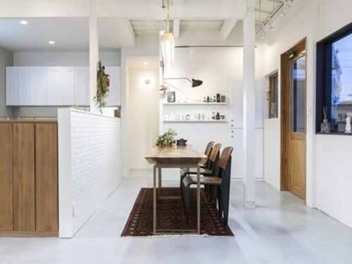 シエサロン(SHE SALON)(愛知県名古屋市名東区宝が丘214)