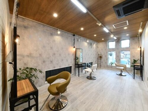 フロー(floww)(愛知県名古屋市名東区牧の里1-205)