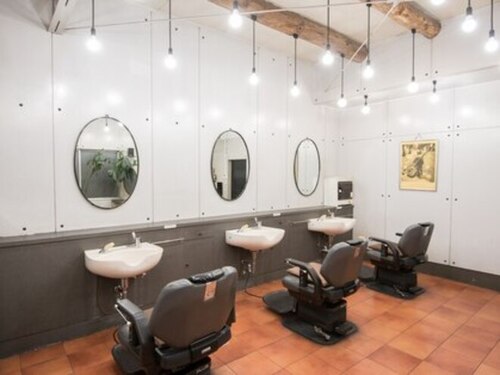 ヘアレストア TOKYO 一番町店(愛知県名古屋市熱田区一番3-9‐9)