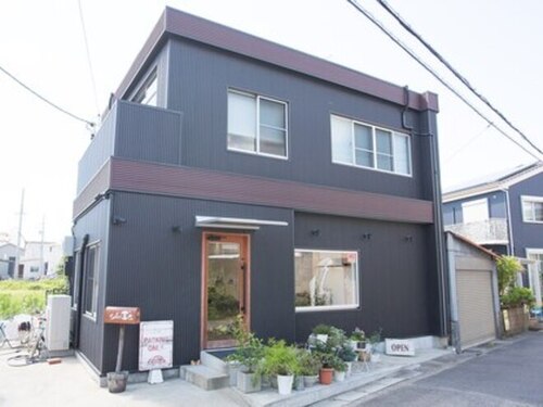 サロン アイズ(salon I's)(愛知県名古屋市守山区瀬古東1-420)