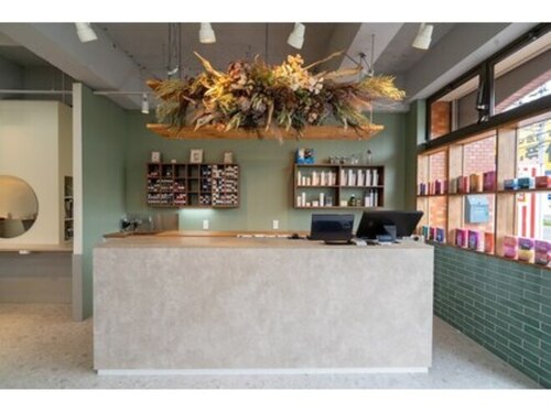 ヘアサロン カンパニュール(hair salon Campanule)(愛知県名古屋市守山区鳥羽見2- 20‐16 レジデンス鳥羽見1F)