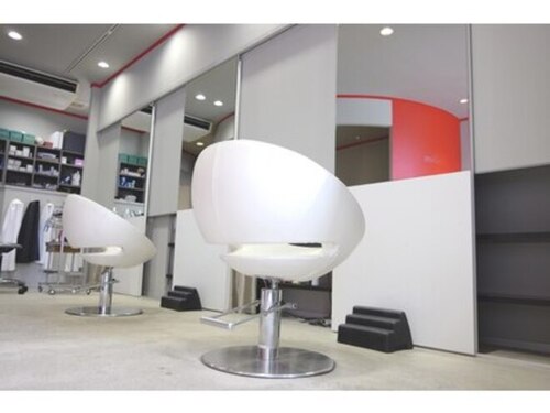 ヘアーサロン アニシム(hair salon anisim)(愛知県名古屋市昭和区檀溪通4‐51 石垣ビル1F)