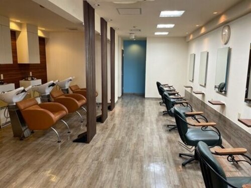 ヘアーアンドメイク ココ(hair&make koko)(愛知県名古屋市天白区植田3‐1205 仁ビル1F)