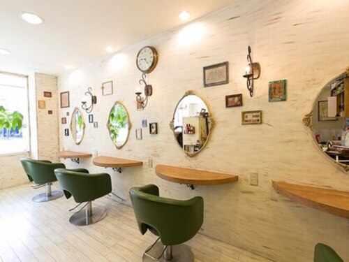 シュシュ ヘアーメイク(chou chou HAIR MAKE)(愛知県名古屋市南区弥生町194 パークマンション弥生B)