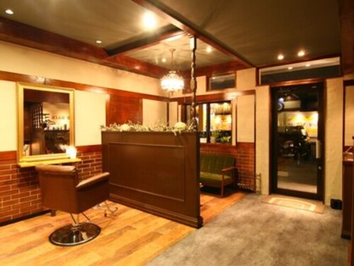 ラッドヘアー(rad hair)(愛知県名古屋市南区弥生町205コーポ小菅1階)