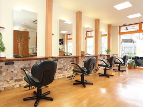 ヘアーショック パッション(HAIR SHOCK PASSION)(愛知県名古屋市名東区勢子坊1-407 アビタシオン藤1F)