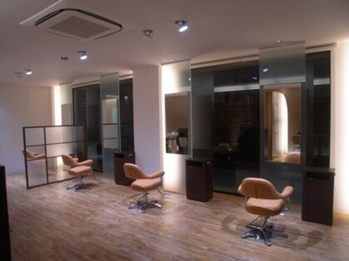 ヘアー ティダ(Hair Tida)(愛知県名古屋市中川区柳森町1706 ランジュ柳森1F)